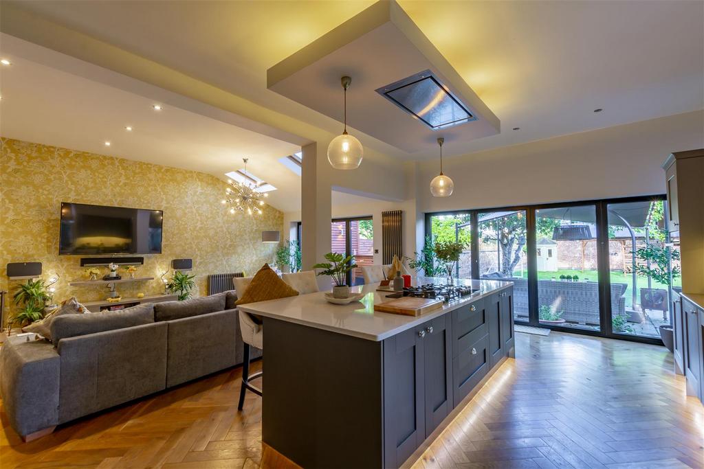 Living/Dining Kitchen