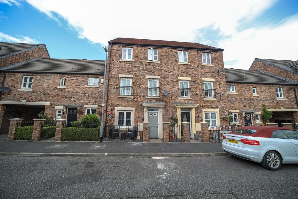 Cavan Drive, Haydock 6 bed townhouse £225,000