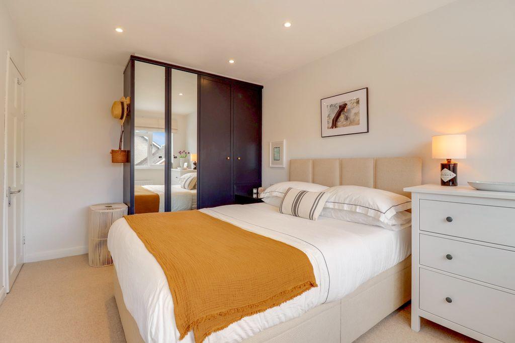 Bedroom 1 (Double)