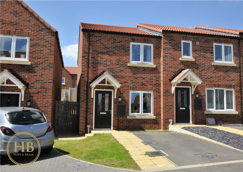 17 Ammonite Grove, Whitby 2 bed end of terrace house £199,950