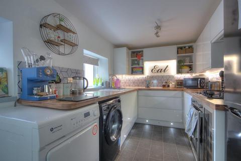 35 Cooks Cross, South Molton, EX36 4AW
