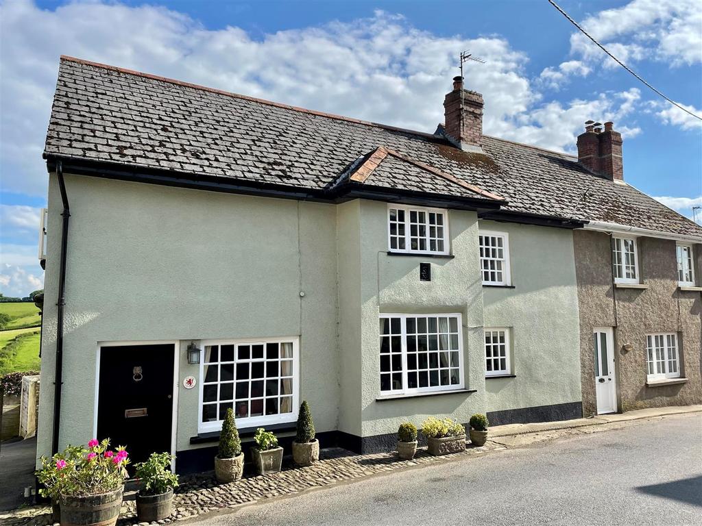 North Molton 3 bed semidetached house for sale £395,000