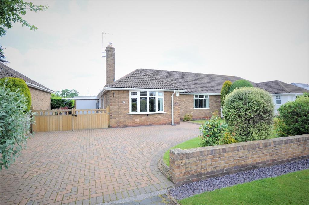 Diamond Ridge, Barlaston 3 bed semidetached bungalow £390,000