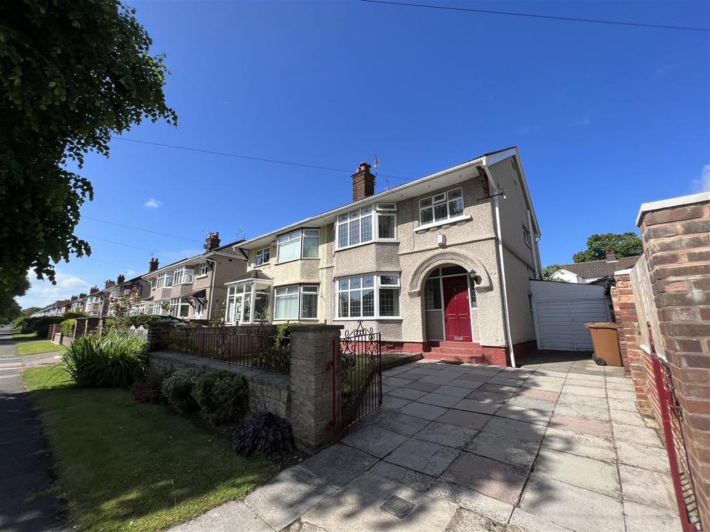 Withert Avenue, Bebington, Wirral 3 bed semidetached house £314,950