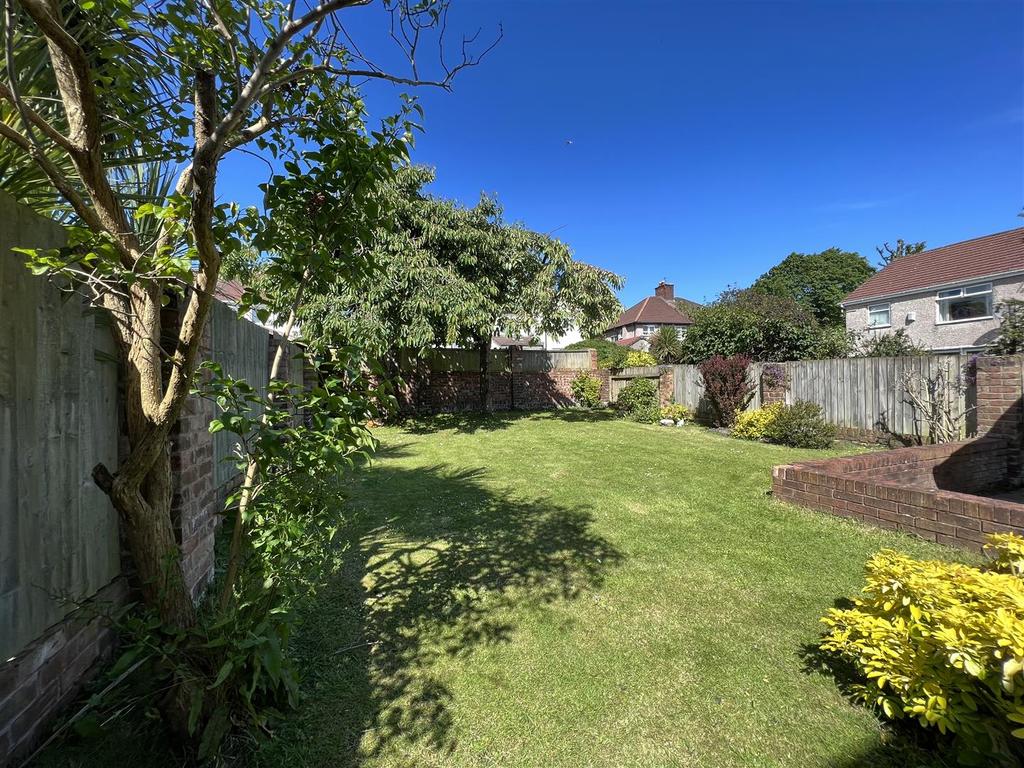 Withert Avenue, Bebington, Wirral 3 bed semidetached house £314,950