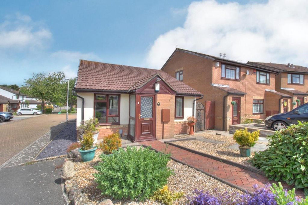 Churchfields, Barry 2 bed detached bungalow £230,000