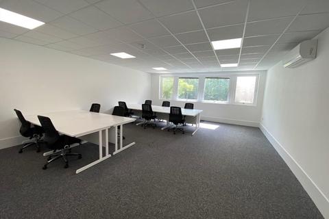 Serviced office to rent - Linford Wood,,