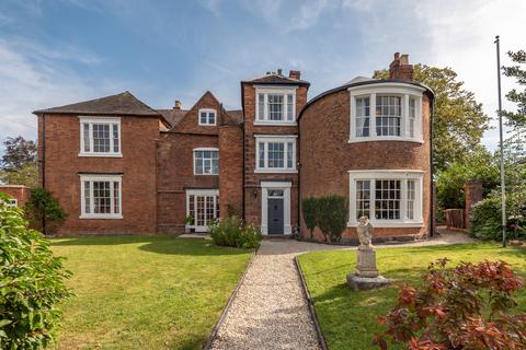 6 bedroom manor house for sale - Ivy House, 60 Main Street, Shenstone, Lichfield, Staffordshire WS14 0NF
