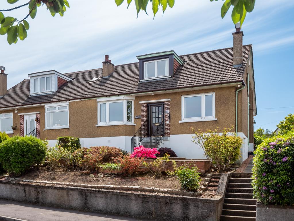 Beechlands Drive, Clarkston... 4 bed semidetached bungalow £330,000