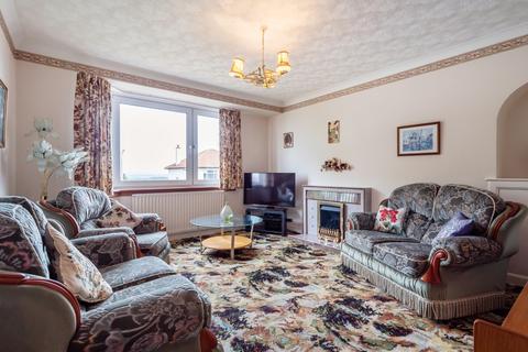 57 Beechlands Drive, Clarkston, Glasgow, G76 7UX