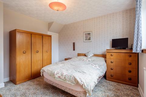 57 Beechlands Drive, Clarkston, Glasgow, G76 7UX