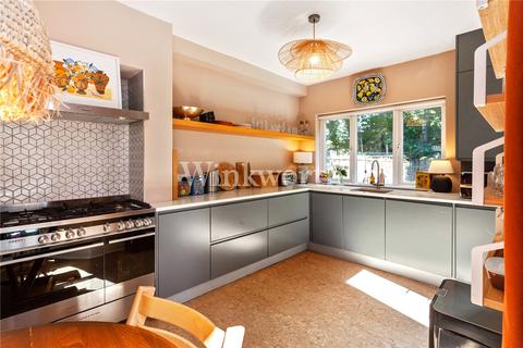 72 Winchelsea Road, London, N17 6XQ