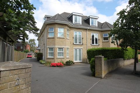 1 bedroom apartment to rent, Harvey Road, Bournemouth BH5