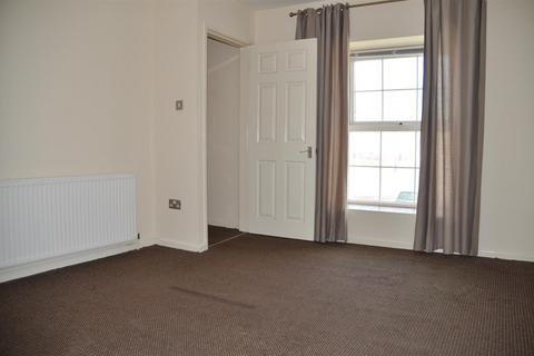 1 bedroom apartment to rent, Holborn Road, Holyhead
