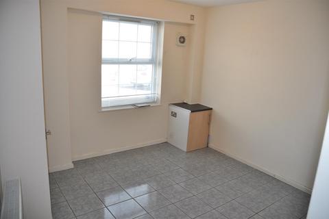 1 bedroom terraced house to rent, Holborn Road, Holyhead