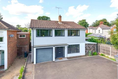 4 bedroom detached house for sale, Smarts Heath Road, Woking, GU22