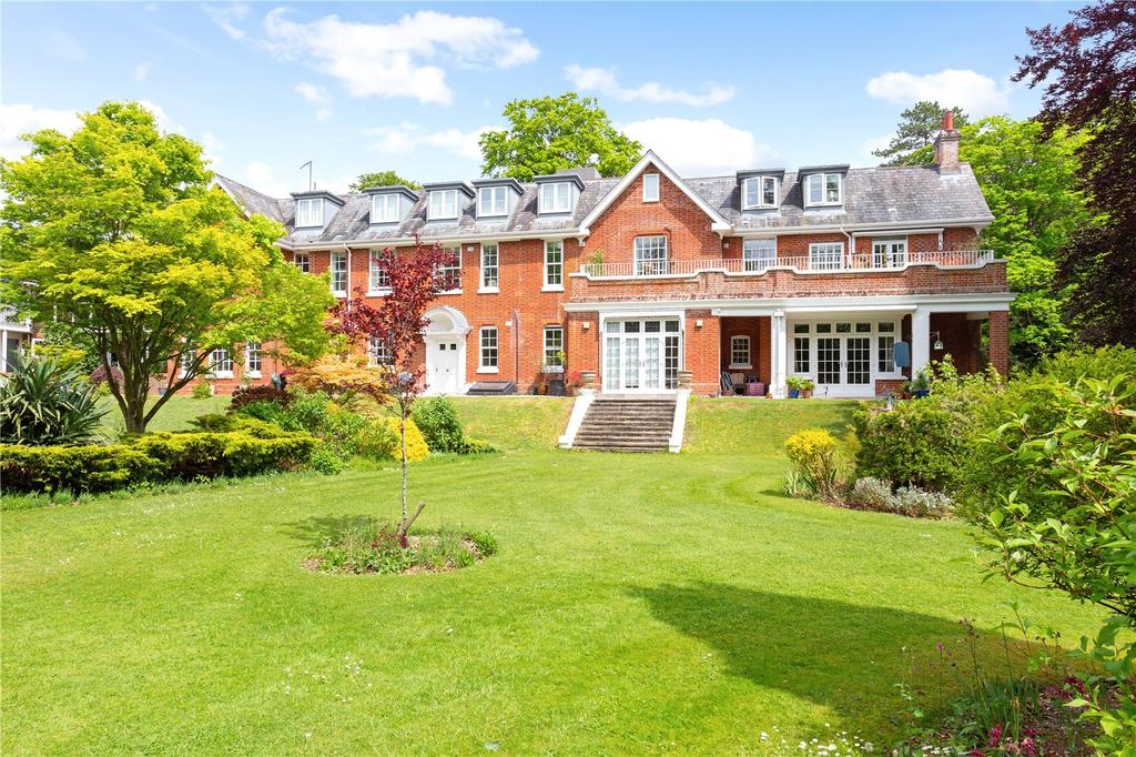 Little Dean House, Winton Hill, Stockbridge, Hampshire, SO20 2 bed