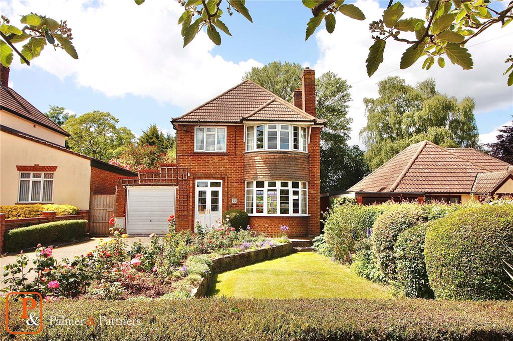 Dale Hall Lane, Ipswich, Suffolk, IP1 3 bed detached house £450,000