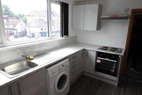 2 bedroom apartment to rent - Roundhay Road, Leeds LS8 4HT
