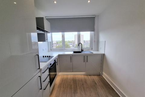 2 bedroom flat to rent, Summerfield Terrace, Aberdeen, AB24