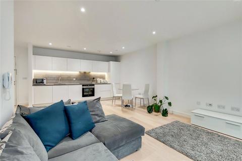 2 bedroom apartment to rent, Carrick House, Royal Wharf, Royal Crescent Avenue, London, 15/08/2022, E16