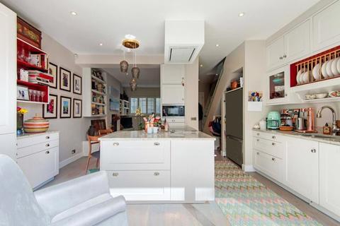 3 bedroom terraced house for sale - Parkhill Road, Belsize Park, London, NW3