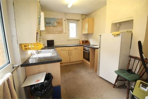 2 bedroom end of terrace house for sale - Moffat Road, Thornton Heath, CR7