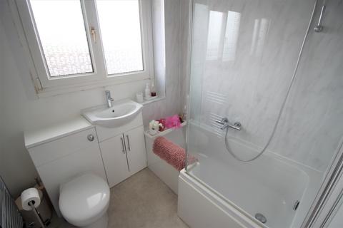 17 Cromer Road, Bury, BL8 1ES
