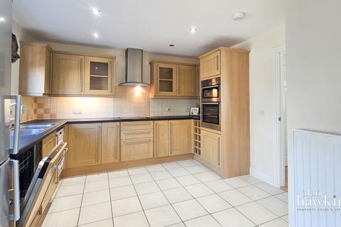 4 bedroom end of terrace house to rent, Wiltshire Crescent, The Wiltshire Leisure Village, SN4