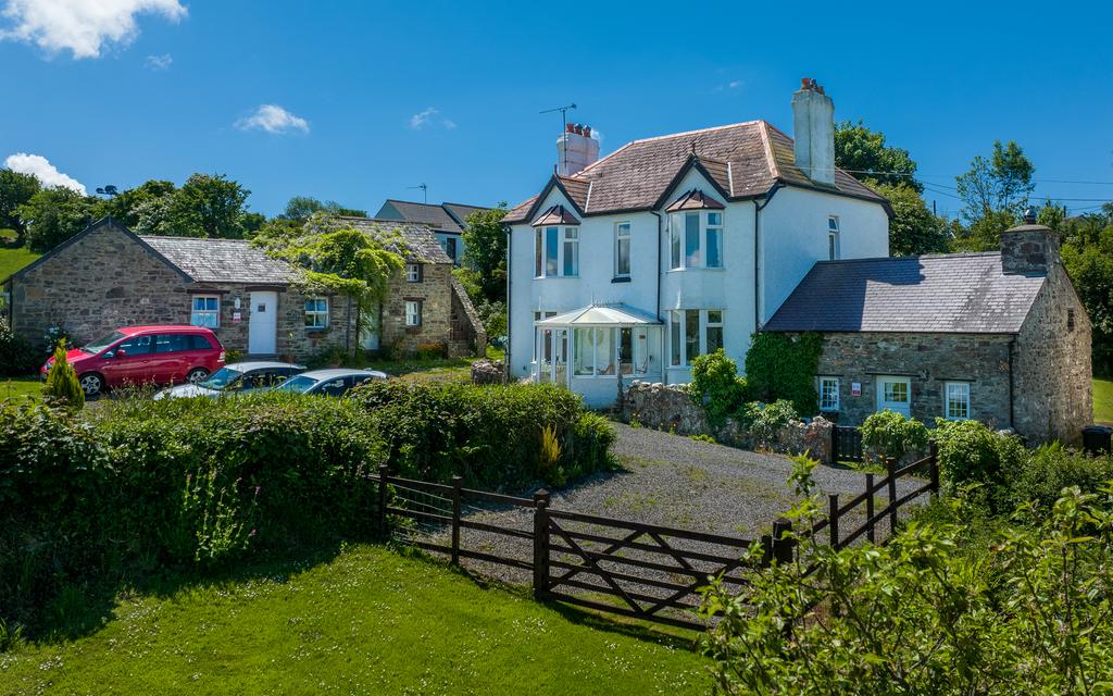 Banc House, Moylegrove, Cardigan... 6 bed detached house for sale £