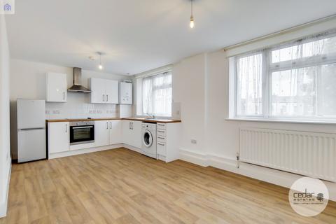 2 bedroom flat to rent, Ashford Road, Cricklewood NW2