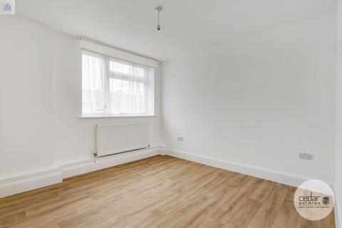 2 bedroom flat to rent, Ashford Road, Cricklewood NW2