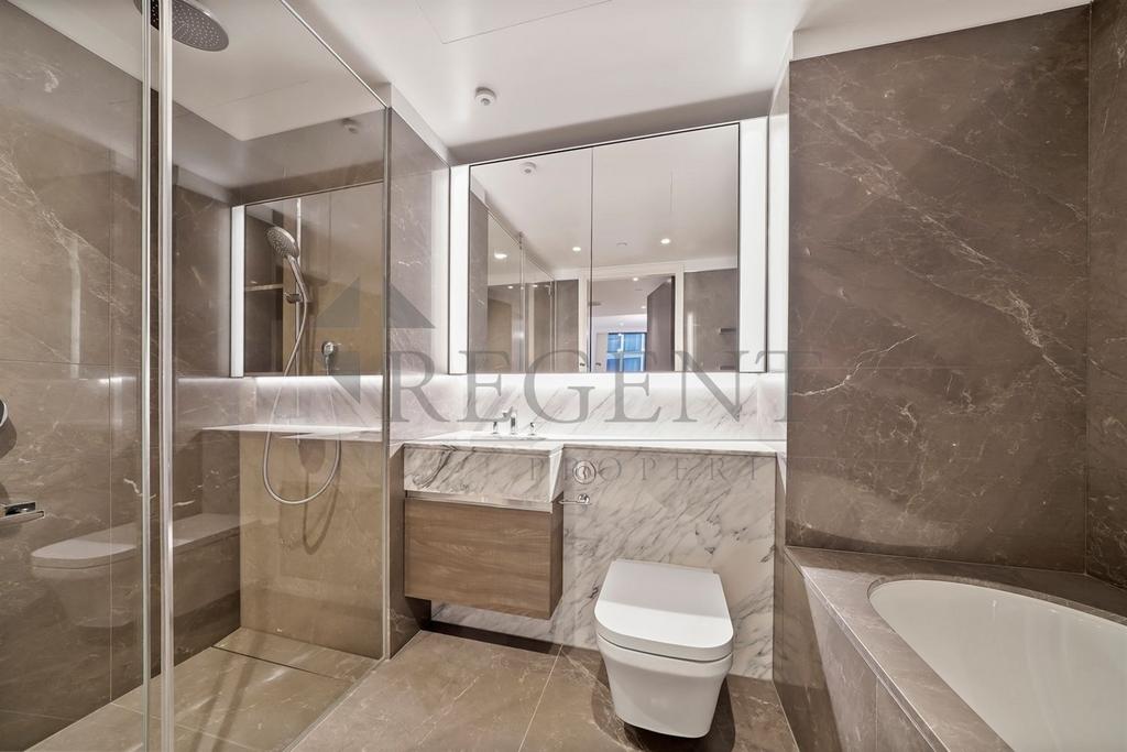 Main ensuite