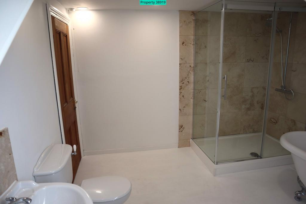 Family bathroom