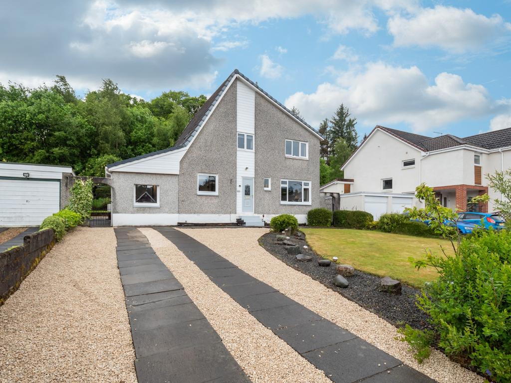 Ochiltree, Dunblane, Stirlingshire... 3 bed detached house £325,000