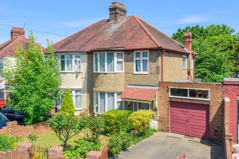 21 Worton Way, Hounslow, TW3 1PN