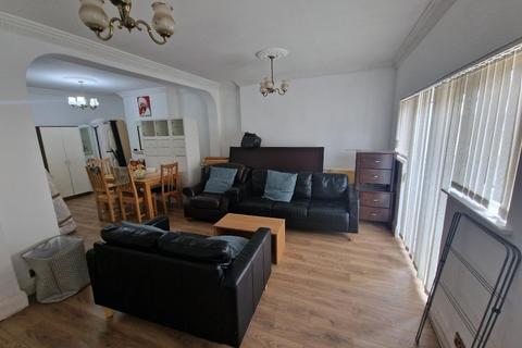 6 bedroom flat share for sale - Galpins Road, Thronton Heath, CR7 6EA