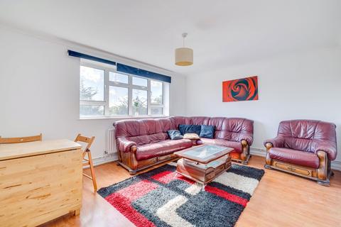 1 bedroom apartment to rent, Donnington Road, London, NW10