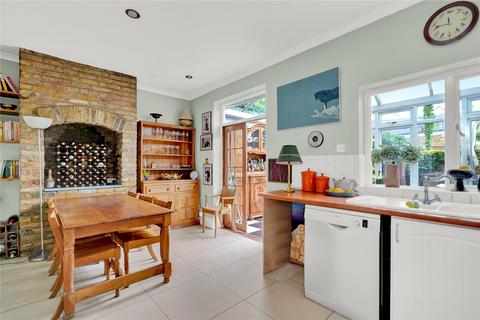 70 Drayton Gardens, London, W13 0LQ