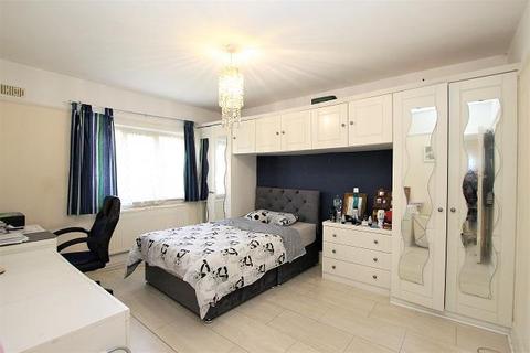 3 Corringham Road, Wembley, HA9 9PX