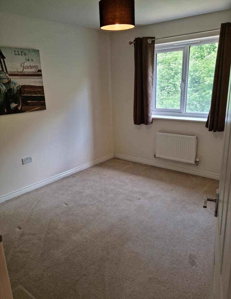 Second bedroom