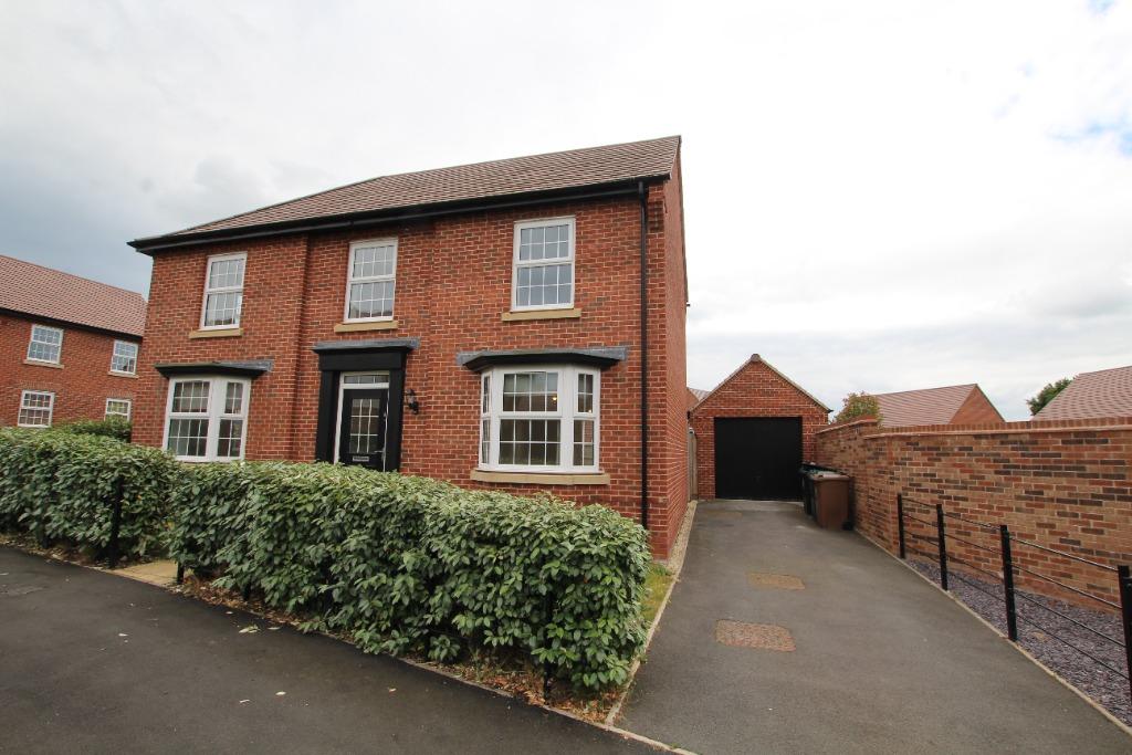 Brick Kiln Road, BurtonOnTrent, DE15 4 bed detached house £1,550