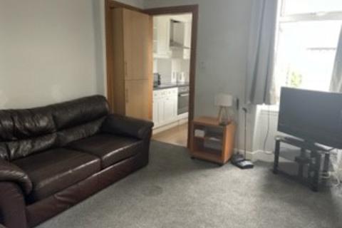 5 bedroom flat to rent, Clifton Road, Middlefield, Aberdeen, AB24