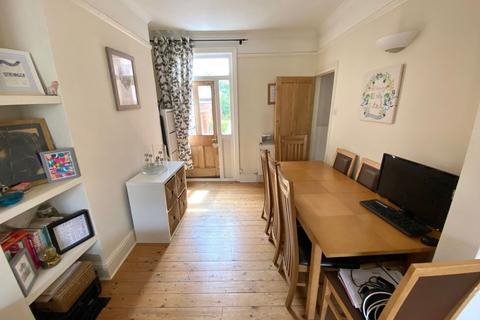 52 Broadway, Northampton, NN1 4SQ