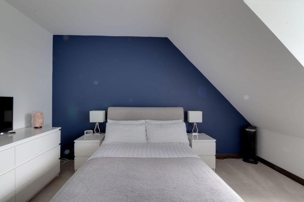 Bedroom 1 (Double)