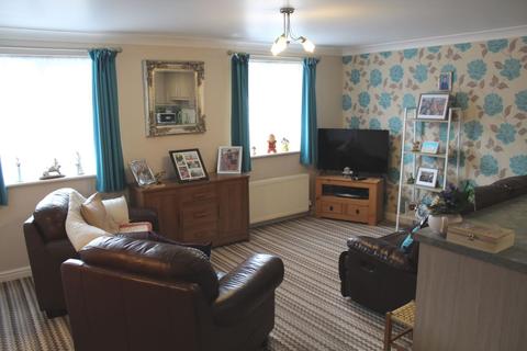 2 bedroom flat for sale - Chaucer Street, Kingsley, Northampton NN2 7HW