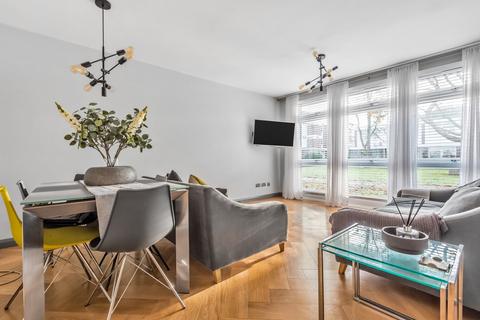 14 Sweyn Place, London, SE3 0EZ