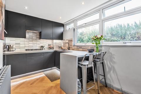 14 Sweyn Place, London, SE3 0EZ