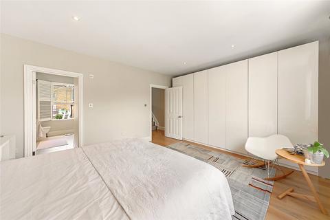4 bedroom house to rent, Taybridge Road, SW11