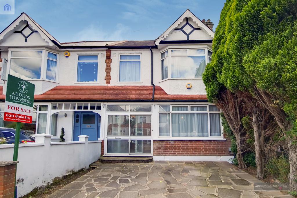 Halstead Gardens, N21 3 bed terraced house £588,000